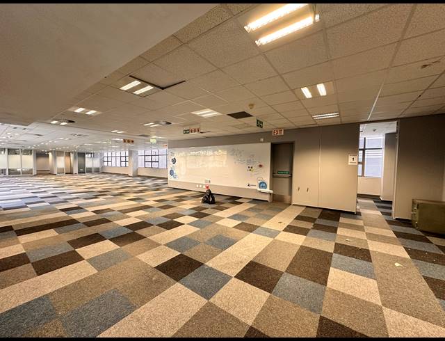 698M² OFFICE TO LET IN ROSEBANK